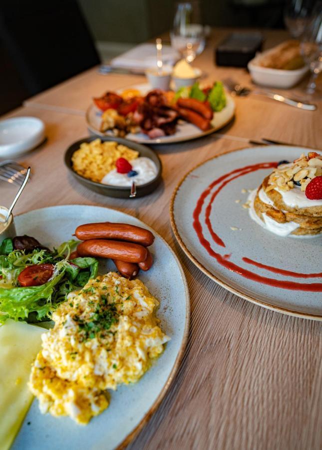 Penzion A Restaurace Bily Mlyn Liberec Bagian luar foto